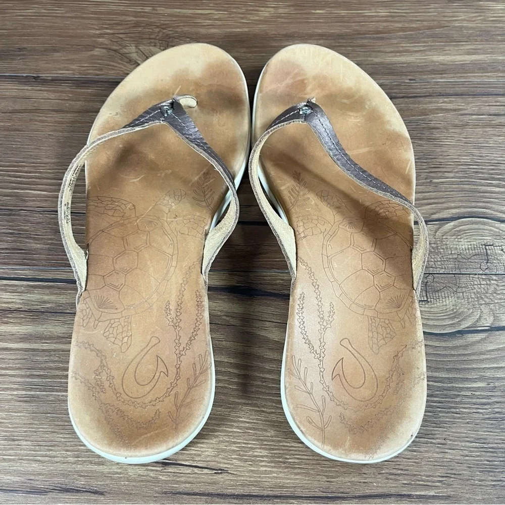Olukai Honu Rose Gold Leather Flip Flops Sandals Women’s Size 9